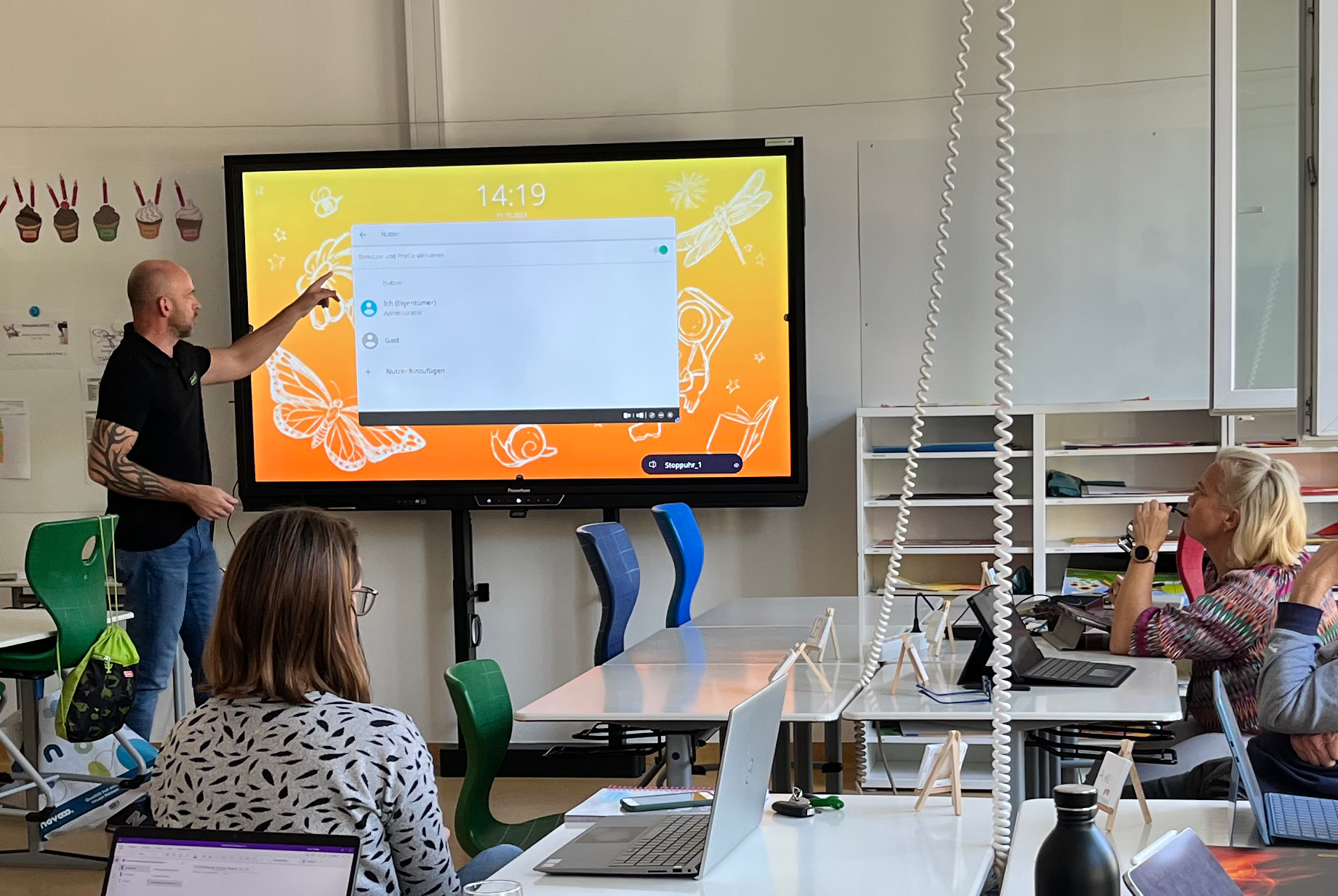 Andy bei einer Schulung für das Promethean ActivPanel – erklärt interaktive Funktionen und gibt praxisnahe Tipps für Lehrerkräfte und Schulen