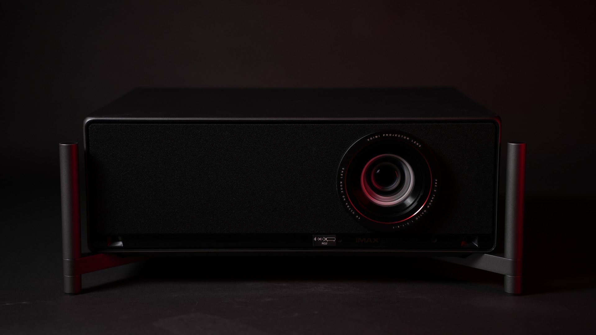 XGIMI Titan Dual Laser 4K Heimkinoprojektor mit 5000 Lumen