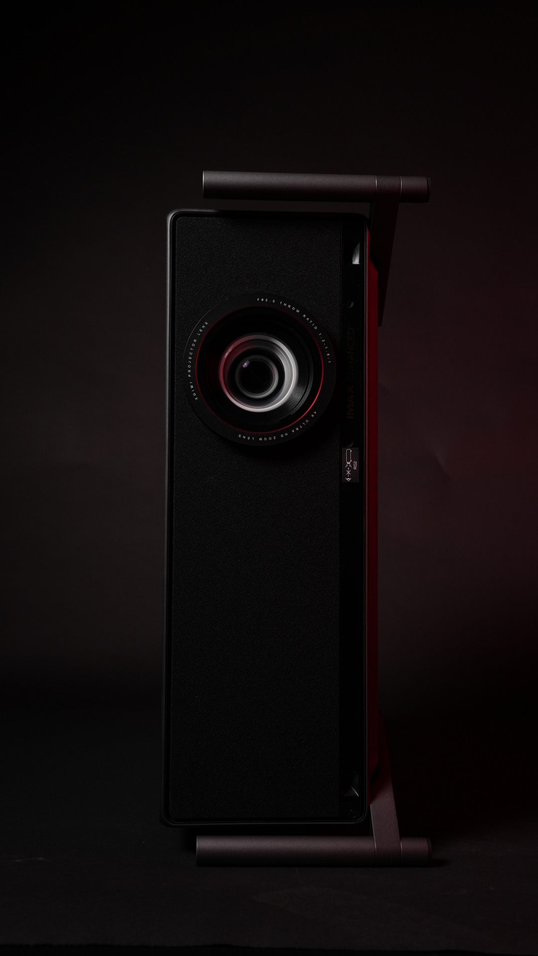 XGIMI Titan Dual Laser 4K Heimkinoprojektor mit 5000 Lumen All XGIMI