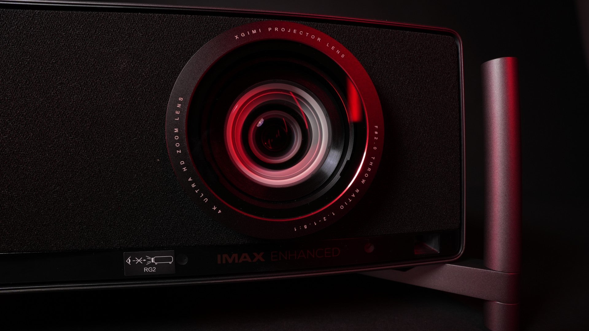 XGIMI Titan Dual Laser 4K Heimkinoprojektor mit 5000 Lumen All XGIMI