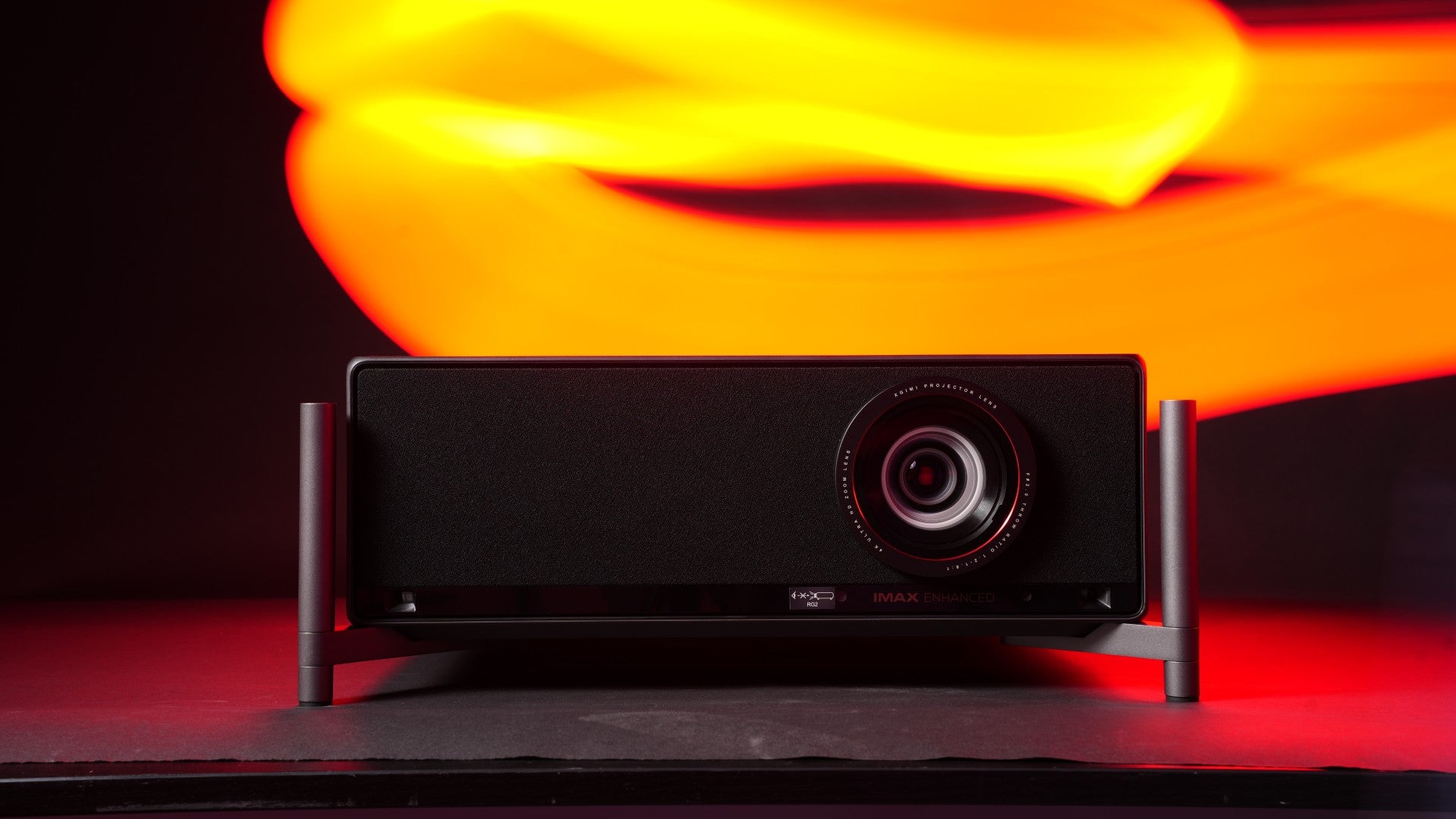 XGIMI Titan Dual Laser 4K Heimkinoprojektor mit 5000 Lumen