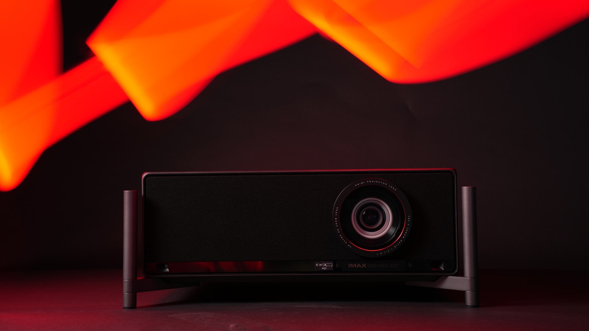 XGIMI Titan Dual Laser 4K Heimkinoprojektor mit 5000 Lumen All XGIMI